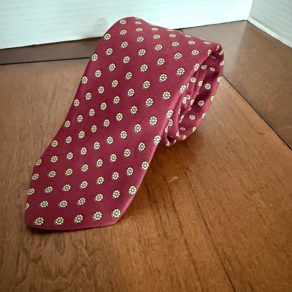 Vintage Brooks Brothers Makers All Silk Burgundy Floral Pattern Men's Necktie